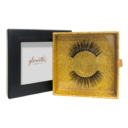 Glowette Faux Mink Lashes in Pose